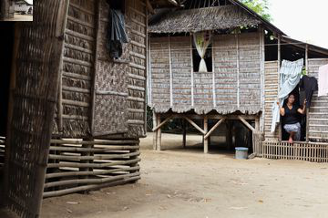 Raised-housing-for-flood-protection-in-Pangasinan Raised housing in Pangasinan, the Philippines. Photo by Kaisa Sojakka.