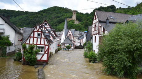 Elz River flooding Monreal, Germany. M. Volk/Shutterstock.com